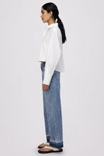 Load image into Gallery viewer, Renata Crop Button Shirt