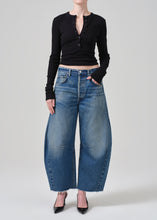 Load image into Gallery viewer, Horseshoe Jean