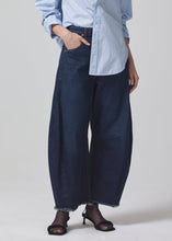 Load image into Gallery viewer, Horseshoe Jean