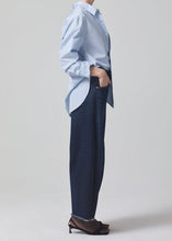 Load image into Gallery viewer, Horseshoe Jean