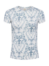 Load image into Gallery viewer, Ressi Fitted Tee