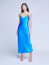 Load image into Gallery viewer, Seridie Dress