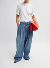 Load image into Gallery viewer, Spring Denim Triple Pleat Jean