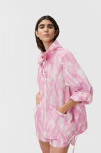 Load image into Gallery viewer, Crispy Shell Jacket