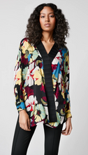 Load image into Gallery viewer, Blocked Kimono Blouse