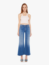 Load image into Gallery viewer, The Down Low Twister Ankle Jean
