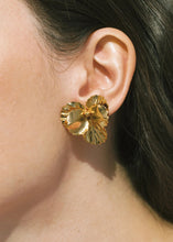 Load image into Gallery viewer, Pansy Earrings
