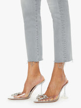 Load image into Gallery viewer, The Rascal Ankle Fray Jean
