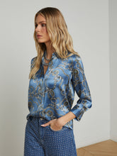 Load image into Gallery viewer, Dani 3/4 Sleeve Printed Blouse
