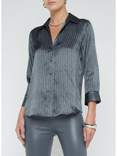 Load image into Gallery viewer, Dani 3/4 Sleeve Stripe Blouse
