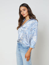 Load image into Gallery viewer, Dani Printed 3/4 Sleeve Blouse
