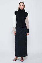 Load image into Gallery viewer, Flores Colorblock Sweater
