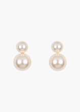 Load image into Gallery viewer, Iris Pearl Earrings
