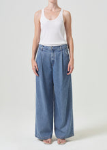 Load image into Gallery viewer, Ellis Trouser Jean
