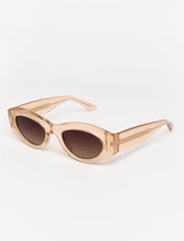 Load image into Gallery viewer, Brunna Sunglasses
