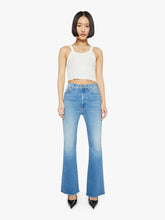 Load image into Gallery viewer, The Lil&#39; High Waisted Weekender Fray Jean
