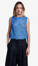 Load image into Gallery viewer, Scallop Lace Shell
