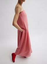 Load image into Gallery viewer, 4 Ply Silk Strapless Sculpted Dress
