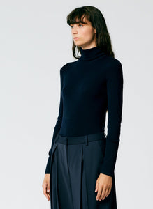 Featherweight Ribbed Sweater Turtleneck