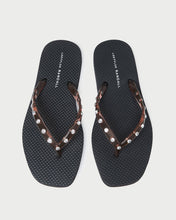 Load image into Gallery viewer, Taryn Brown Jelly Flip Flop

