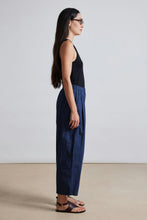 Load image into Gallery viewer, Spa Pleat Pant
