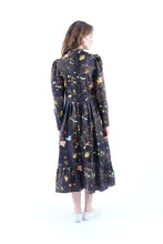 Load image into Gallery viewer, Princesse Dress

