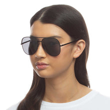 Load image into Gallery viewer, Hey Bby Sunglasses
