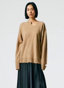 Soft Lambswool Cutout Neckband Pullover