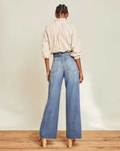 Load image into Gallery viewer, Taylor Wide Leg Jean
